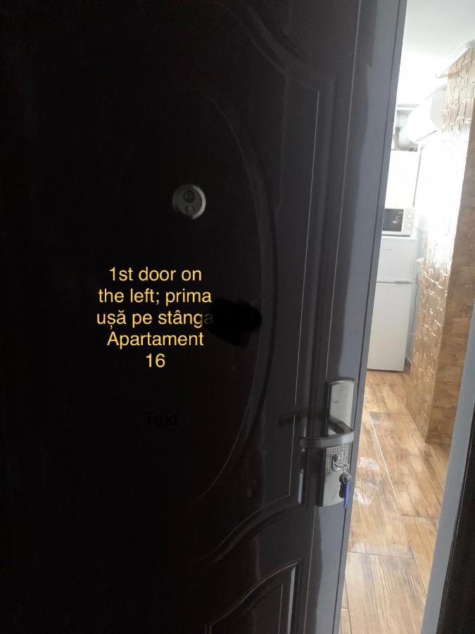 Garsoniera 1 Decembrie Apartment อัลบายูเลีย ภายนอก รูปภาพ